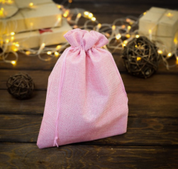 2909486 розовый мешочек для подарков из холщи 20х28 см