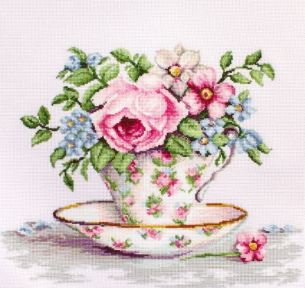 B2321 &quot;Цветы в чайной чашке&quot; набор для вышивания крестом