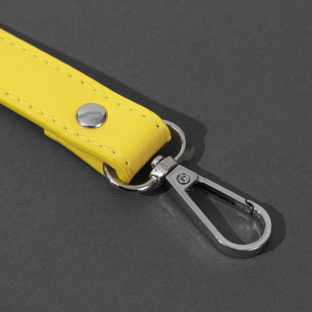 7091641 Ручка для сумки из экокожи, с карабинами 125х1,8 см, цвет желтый